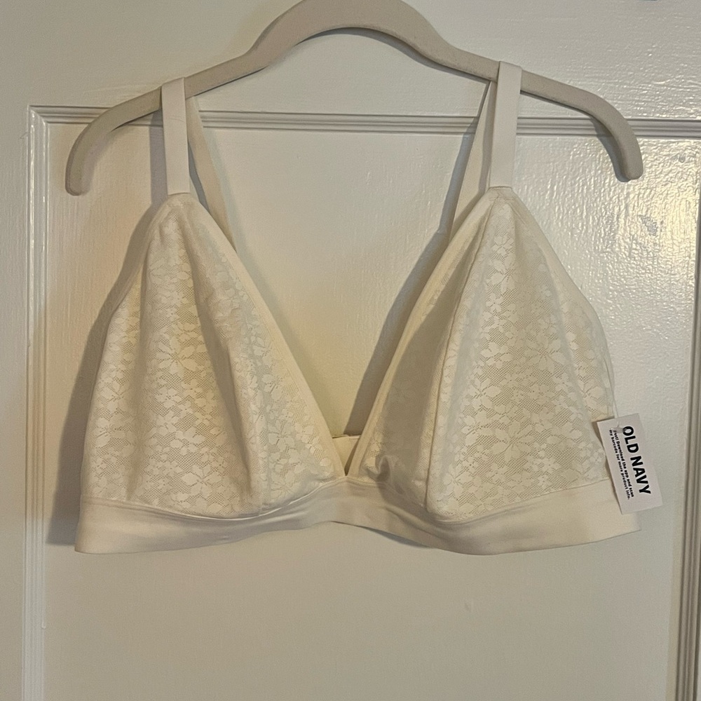 Old Navy Floral Signature Mesh Bralette plus sizes 2X and 3X